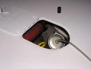 air inlet in oil filler cap